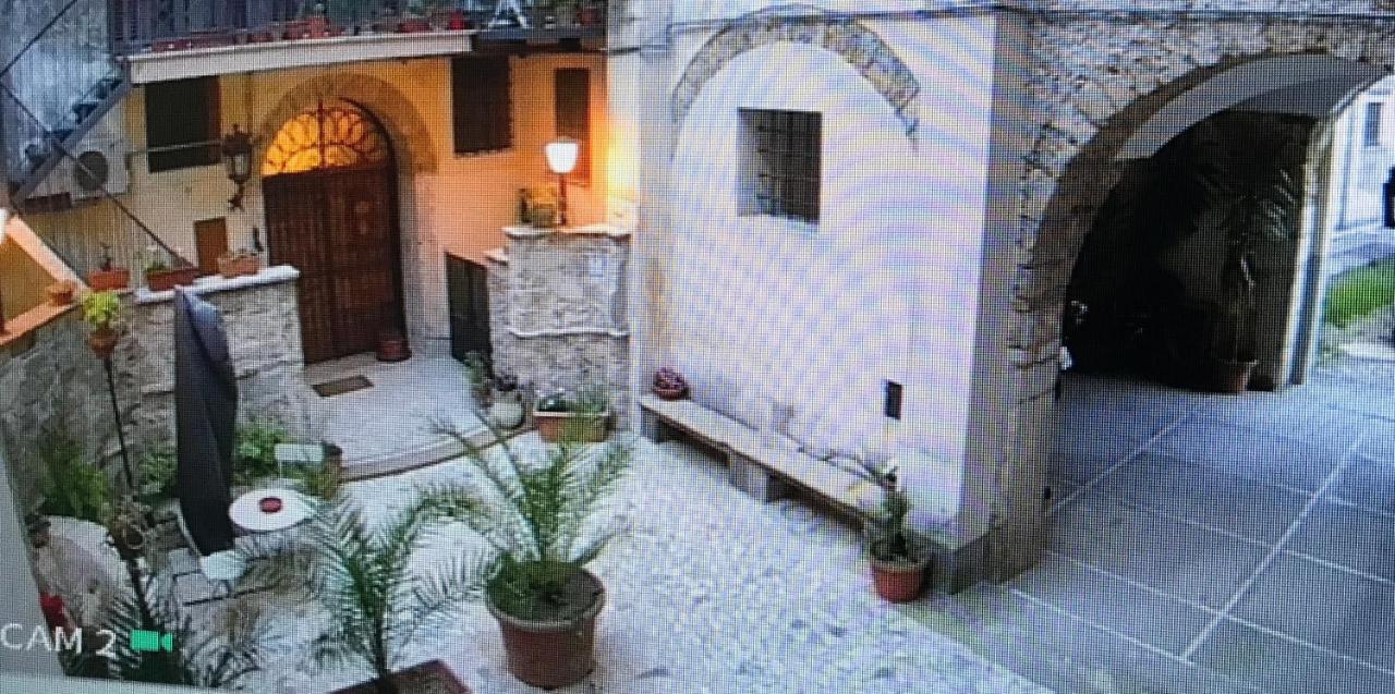 Le Prigioni Del Palazzo B&B Sora Exterior photo