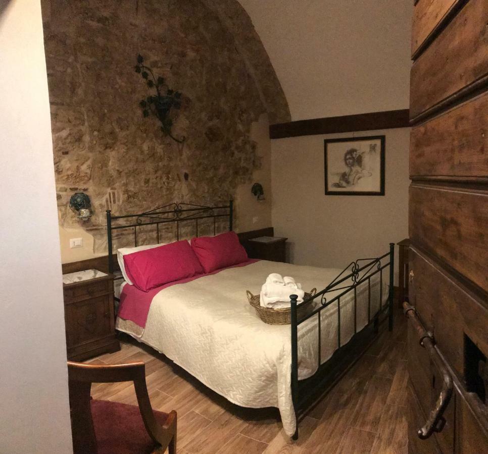 Le Prigioni Del Palazzo B&B Sora Exterior photo
